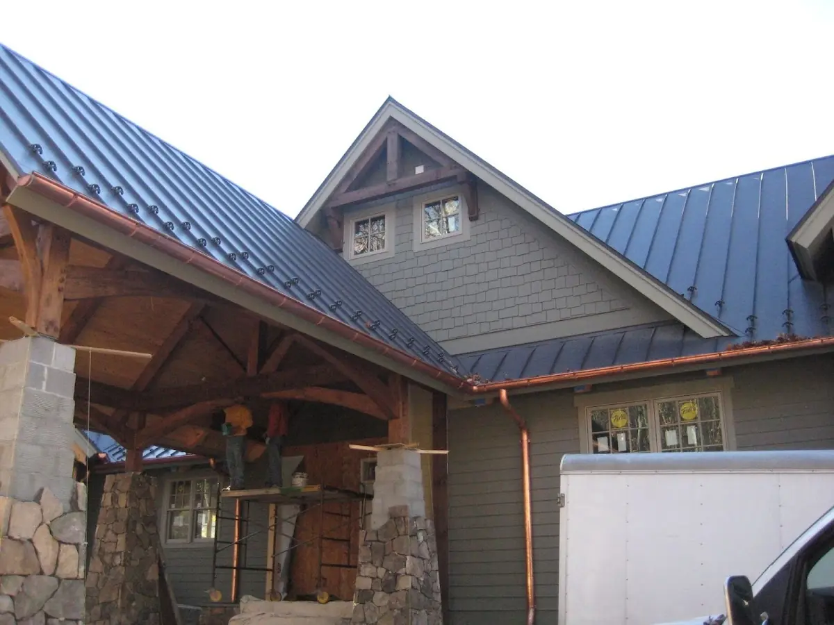 Craftsman Roofing team delivering quality roofing work in South Tacoma